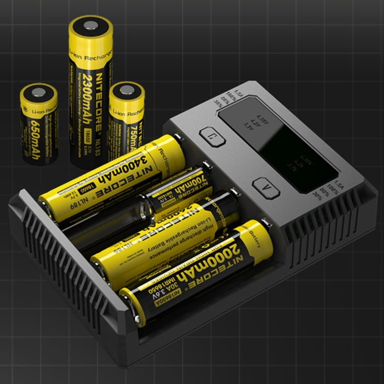 Nitecore NUOVO i4 Intelligent Digi Smart Charger con indicatore LED per batterie 14500, 16340 (RCR123), 18650, 22650, 26650, Ni-MH e Ni-Cd (AA, AAA), NEW i4