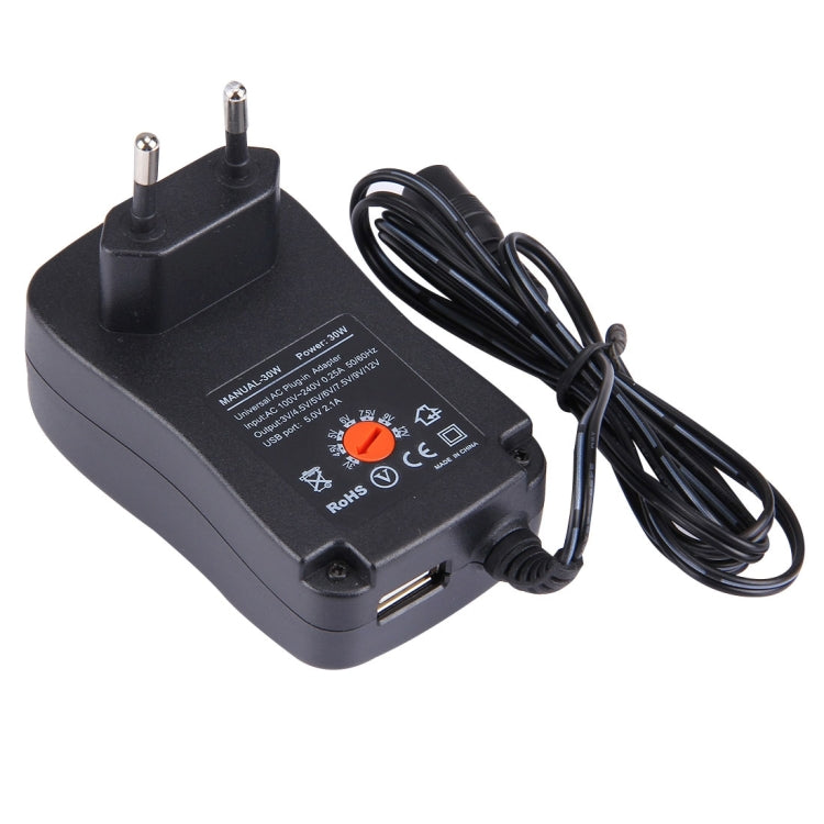 Adattatore da parete universale 30W con porta USB 5V 2,1A