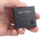 AM-U301 Interruttore USB 3.0 con 2 ingressi e 1 uscita