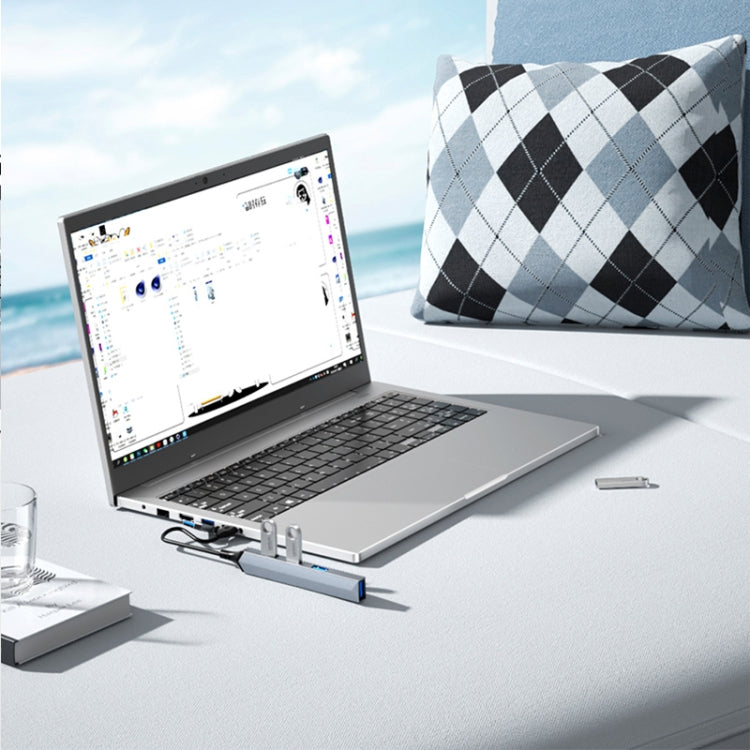 Adattatore HUB USB 4 in 1 con USB-C Tipo C