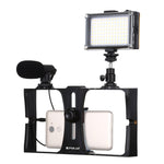 PULUZ 3 in 1 Vlogging Live Broadcast LED Selfie Light Kit di attrezzatura video per smartphone con microfono + testa per treppiede con slitta fredda per iPhone, Galaxy, Huawei, Xiaomi, HTC, LG, Google e altri smartphone, 3-in-1, 3-in-1(Red), 3-in-1(US)...
