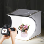 PULUZ 20 cm include 2 pannelli LED pieghevoli portatili 1100LM luce illuminazione fotografica kit tenda da studio con fondali a 6 colori (nero, bianco, giallo, rosso, verde, blu), dimensioni da aperto: 24 cm x 23 cm x 23 cm, 20cm(2 LED/RU), 20cm(2 LED)...