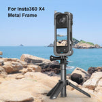 Telaio protettivo in metallo per Insta360 X4 con copriobiettivo