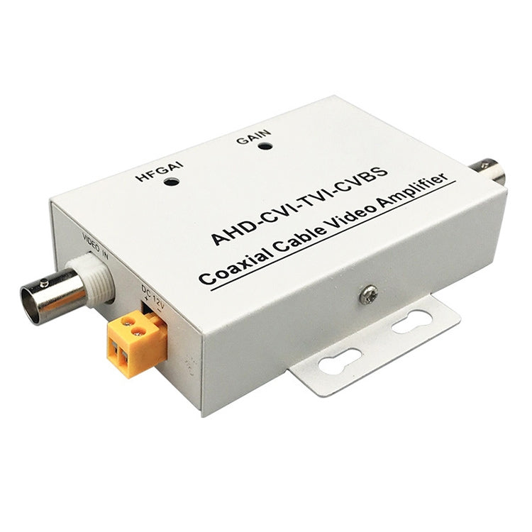 Amplificatore video via cavo coassiale con connettori BNC