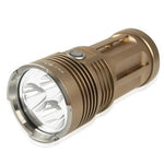 3 modalità, 3 LED CREE XM-L T6, flusso luminoso: 2000 lm, lunghezza: 135 mm