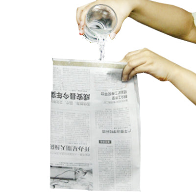 I giornali versano l'acqua / Oggetti di scena magici / Magia di strada / Trucchi magici, Newspapers  Magic Tricks