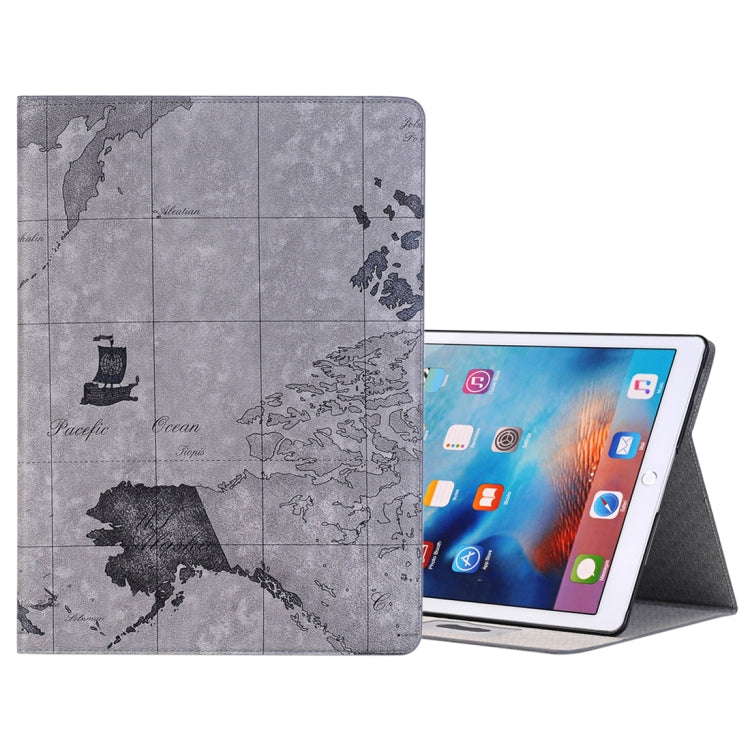 Custodia in pelle con motivo mappa del mondo retrò con supporto, slot per carte e portafoglio per iPad Air 2, consegna casuale