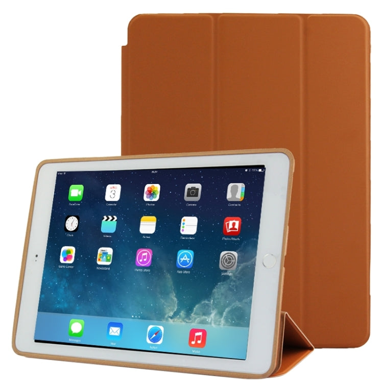 Custodia Smart in pelle trattata naturalmente 3 pieghe con funzione di sonno/sveglia e supporto per iPad Air 2