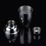 Set shaker classico 5 in 1 in acciaio inossidabile, capacità: 550 ml (shaker + jigger + filtro + clip per ghiaccio + tubo agitatore), 5 in 1 Shaker Set