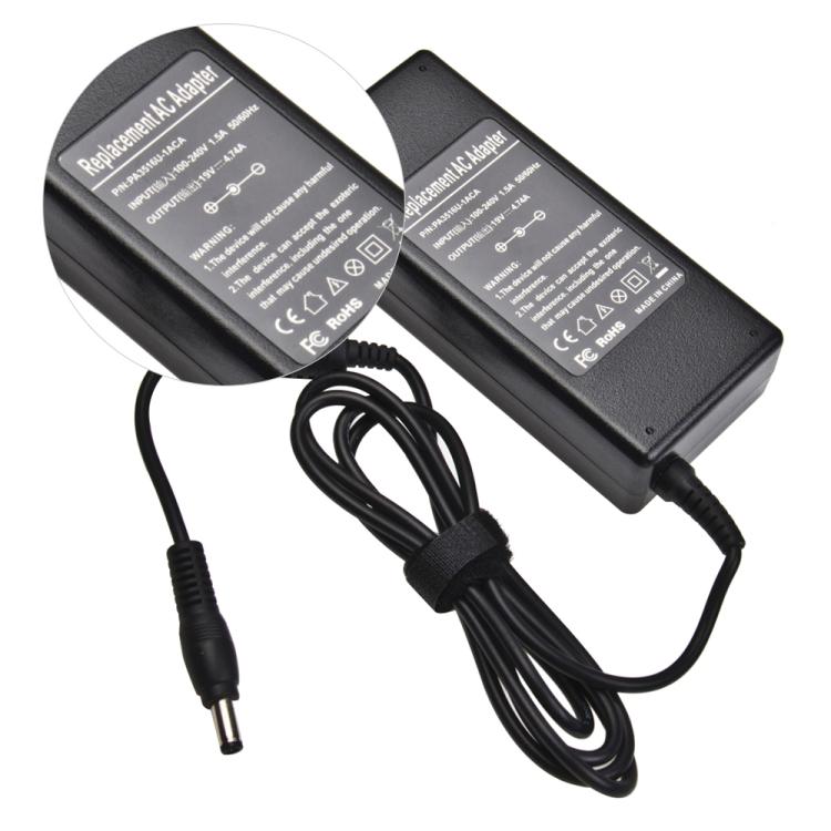 PA-1750-04 Mini adattatore CA 19 V 4,74 A per laptop Acer / HP / Asus / Toshiba, punte di uscita: 5,5 mm x 2,5 mm