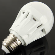 Lampadina LED E27 5W luce bianca calda 220V
