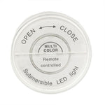 9 LED, 13 colori di luce, con telecomando