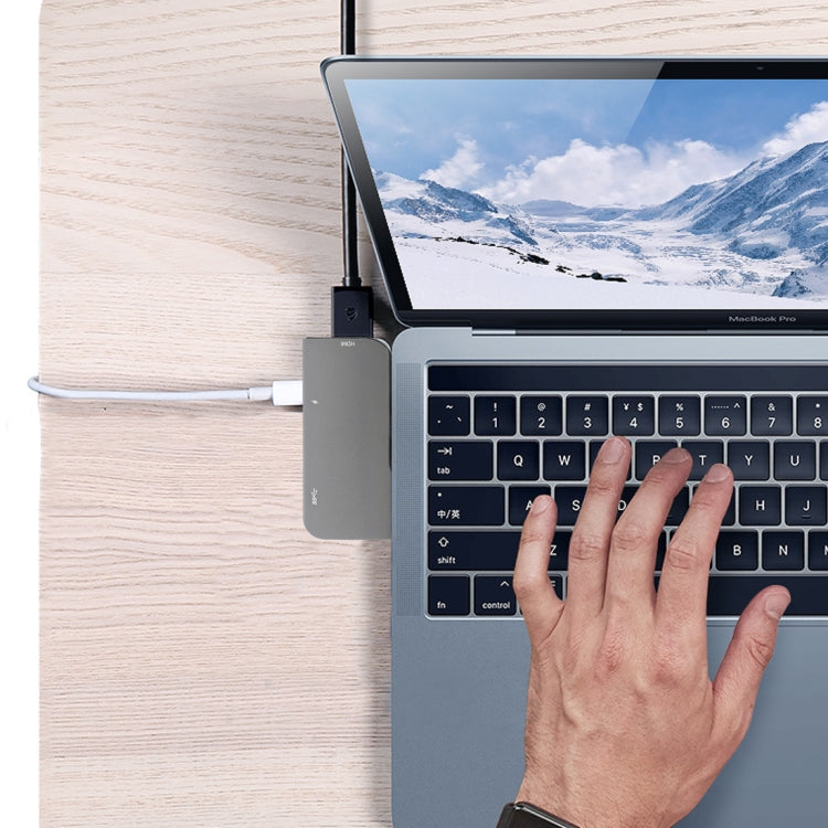Adattatore Hub USB-C doppia porta con HDMI 4K