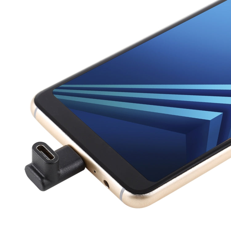 Adattatore USB-C a gomito femmina-maschio 8x6x1.5cm