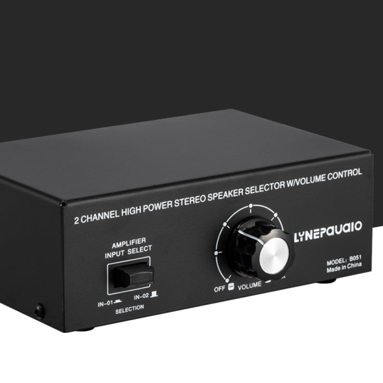 Amplificatore audio 2 ingressi 1 uscita con controllo volume