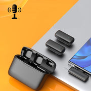 Microfoni lavalier wireless doppio con custodia di ricarica