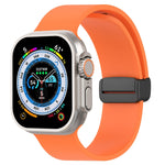 Cinturino per orologio in silicone liscio con fibbia nera magnetica, For Apple Watch Ultra 49mm, For Apple Watch Series 8&7 45mm