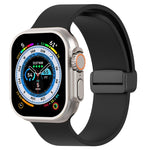 Cinturino per orologio in silicone liscio con fibbia nera magnetica, For Apple Watch Ultra 49mm, For Apple Watch Series 8&7 45mm