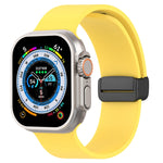 Cinturino per orologio in silicone liscio con fibbia nera magnetica, For Apple Watch Ultra 49mm, For Apple Watch Series 8&7 45mm