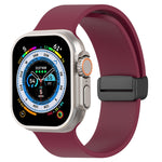 Cinturino per orologio in silicone liscio con fibbia nera magnetica, For Apple Watch Ultra 49mm, For Apple Watch Series 8&7 45mm