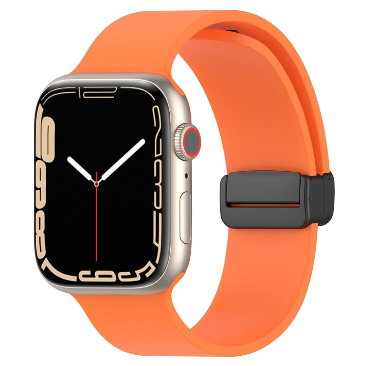 Cinturino per orologio in silicone liscio con fibbia nera magnetica, For Apple Watch Series 8&7 41mm