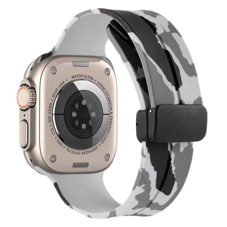 Cinturino in silicone mimetico con chiusura magnetica, For Apple Watch Ultra 49mm, For Apple Watch Series 8&7 45mm