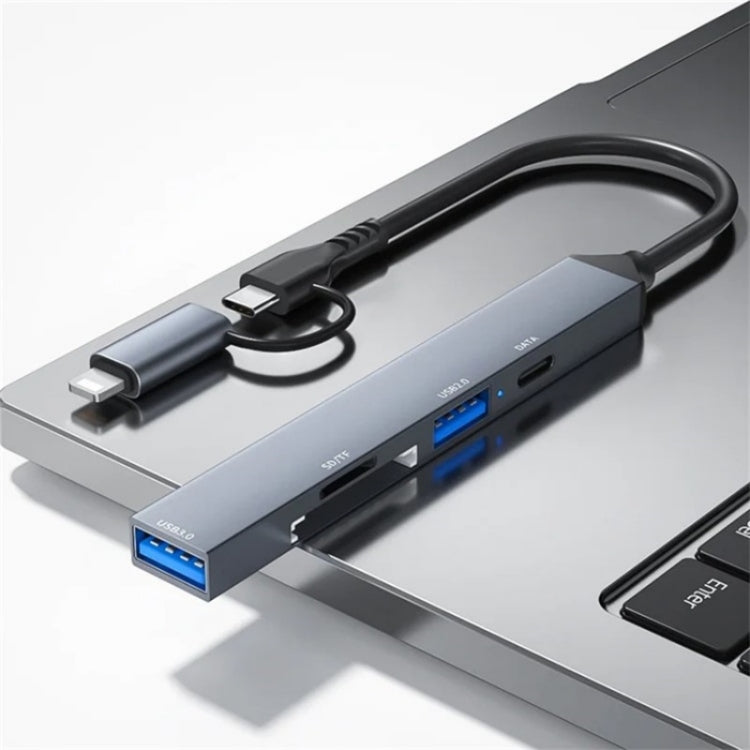 Hub USB-C con lettore schede SD/TF e porte USB 2.0/3.0