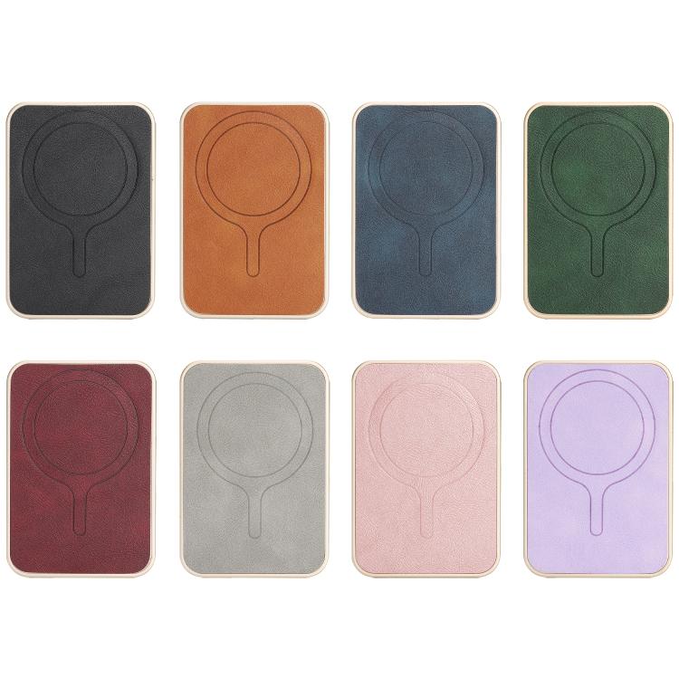 Portafoglio ultra sottile in ecopelle con chiusura magnetica e bordi dorati.