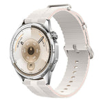 Cinturino per orologio in silicone con motivo a linee, 22mm