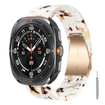 Cinturino per orologio in resina con chiusura a farfalla e tre perline, completo di strumento per la rimozione., For Galaxy Watch Ultra 47mm / Ultra 2025