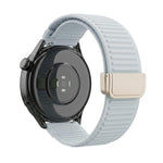 Cinturino per orologio in silicone con fibbia magnetica e motivo a montagne., 20mm