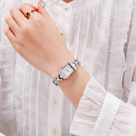 SKMEI 1407 Orologio da lavoro alla moda con diamanti Orologio al quarzo da donna in lega di zinco quadrato delicato ed elegante, Rose Gold, Silvery