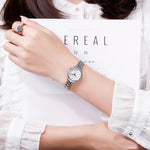 Skmei 1410 Orologio al quarzo da donna Orologio alla moda europeo e americano Orologio da donna con cinturino in acciaio per il tempo libero