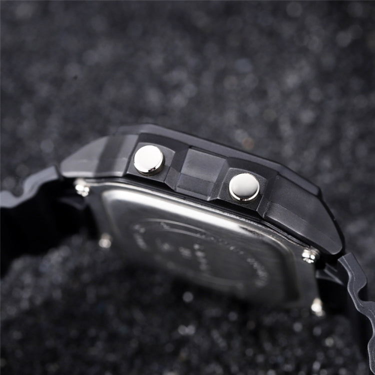 SANDA418 Orologio da polso quadrato Nuoto Allarme impermeabile Luce notturna Orologio da studente maschio Orologio sportivo di moda semplice