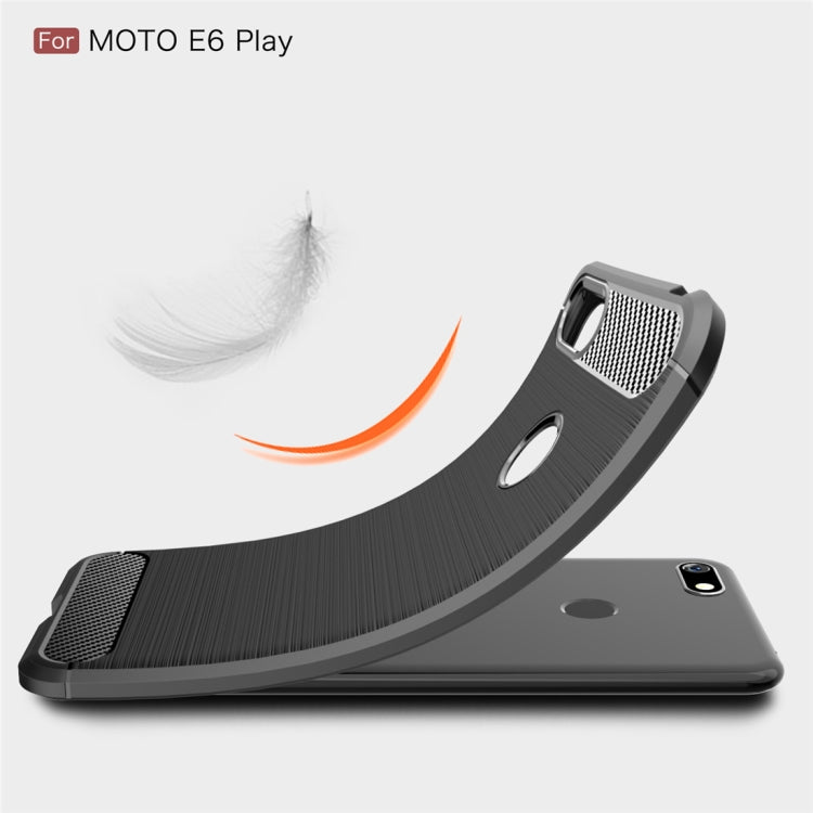Per Motorola Moto E6 Riproduci custodia in TPU in fibra di carbonio con trama spazzolata