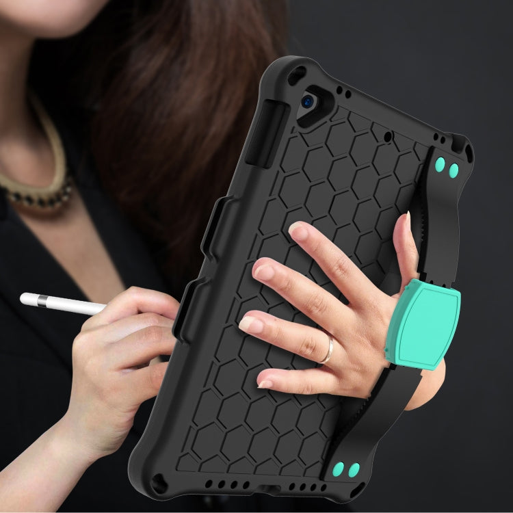 Design a nido d'ape EVA + PC Guscio protettivo piatto anticaduta a quattro angoli con cinghie, For iPad 9.7 2017/2018