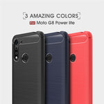 Custodia in TPU per Motorola Moto G8 Power Lite con trama spazzolata in fibra di carbonio
