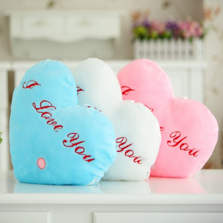Cuscino giocattolo in peluche leggero a forma di lettera inglese a forma di cuore