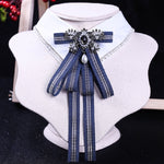 Papillon da donna a righe stile college con fiocco lungo con fiocco