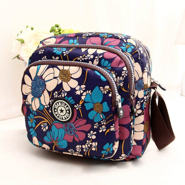 Borsa a tracolla da donna Borsa a tracolla multistrato in nylon impermeabile