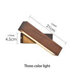 Semplice lampada da parete girevole per camera da letto sul comodino. Luce notturna calda, 21cm, 31cm
