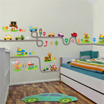 Adesivi murali per camera da letto per bambini con pista di cartone animato Adesivi murali verdi decorativi