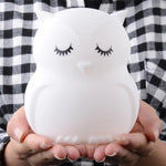 Simpatico gufo cartone animato colorato lampada a LED creativo silicone luce notturna lampada giocattolo per bambini decorazione della camera da letto luce di ricarica USB