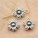 30 pezzi di ciondoli a forma di fiore in lega d'argento tibetano, perline a forma di fiore, dimensioni: 9x9x5 mm
