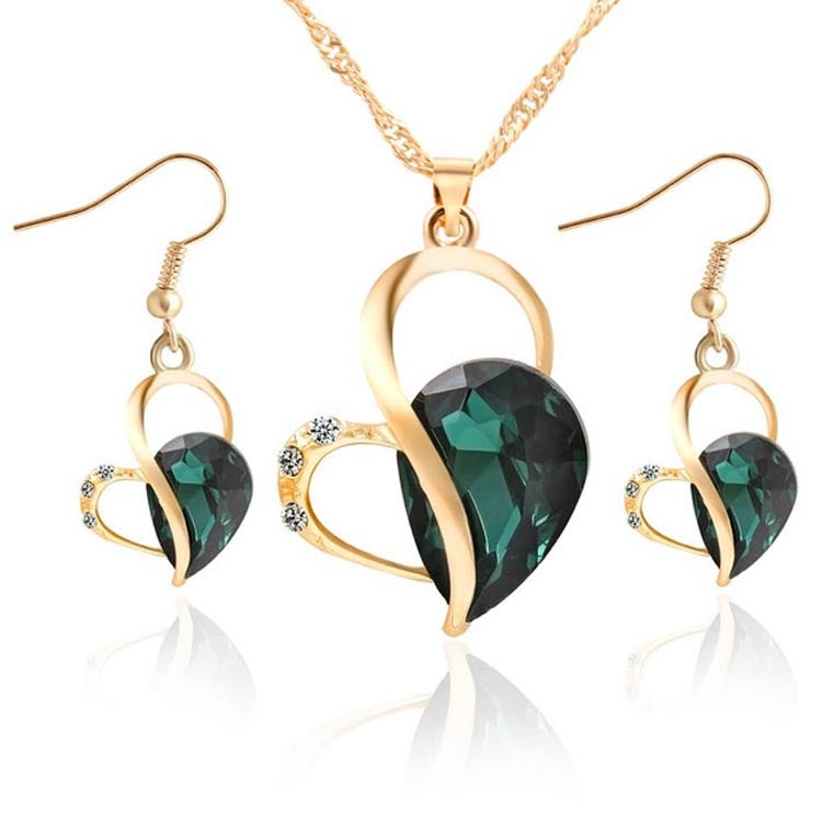 Simpatico set di gioielli con collana di cristalli a forma di cuore