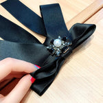 Accessori di abbigliamento con spilla con fiocco e fiocco quadrato con strass quadrati da donna