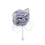 Accessori per cappotti con spilla di perle e fiori di stoffa