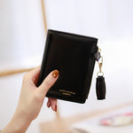 Portafoglio da donna con nappa bifold dal design breve Porta carte di credito corto in pelle PU