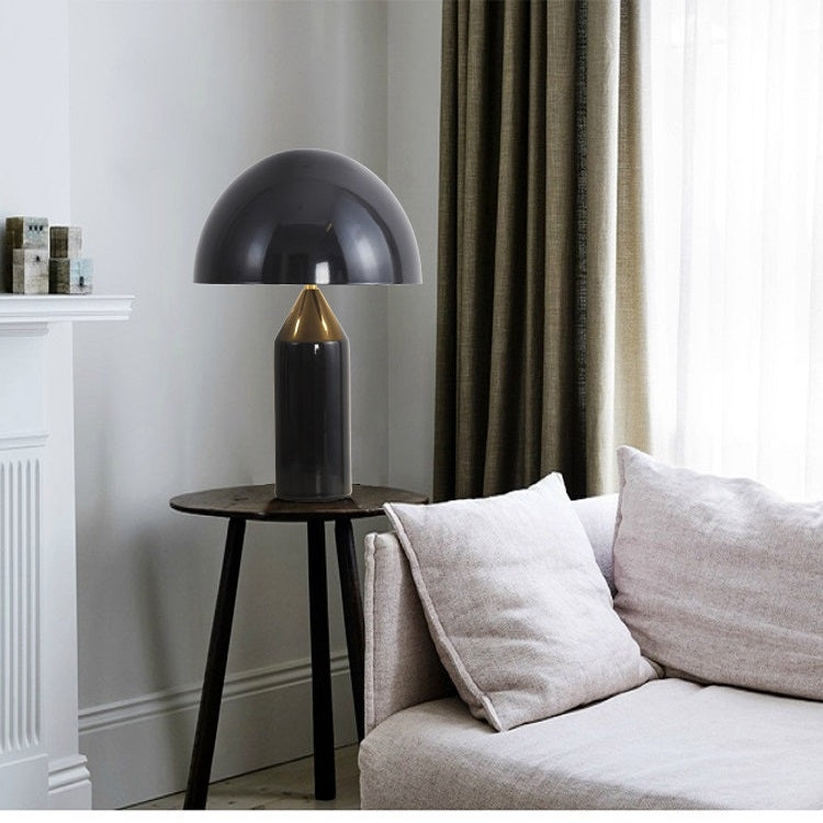 Lampada da tavolo decorativa per camera da letto con lampada da tavolo a fungo in metallo a LED 220V E14, S Black, L Black, S White, L White, S Gold, L Gold