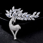 Spilla di cervo carino con zirconi di cristallo moda donna, Cute Deer